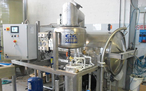 ES DRY M系列 蒸汽/热水式低温真空干燥结晶器